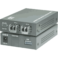 Ethernet multimode to singlemode media converter for Gigabit Ethernet incl. Two SFP modules. Full wire speed. Optional 19" frame, DIN rail mountable, USB cable for power input. Power supply included in delivery.